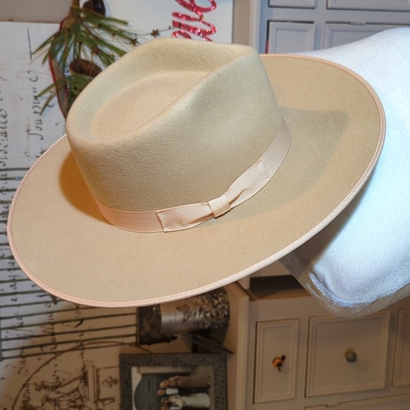 Lack Of Color Rancher Hat Brimmed Wool Zulu Sand Hat NWOT Sz L